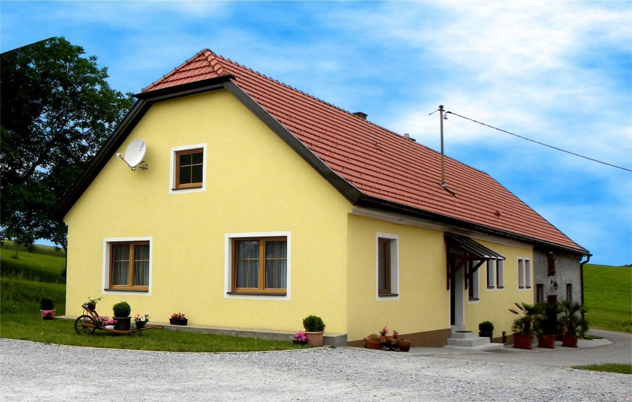 Gaestehaus Zur Alten Buche Eisengraberamt Exterior photo
