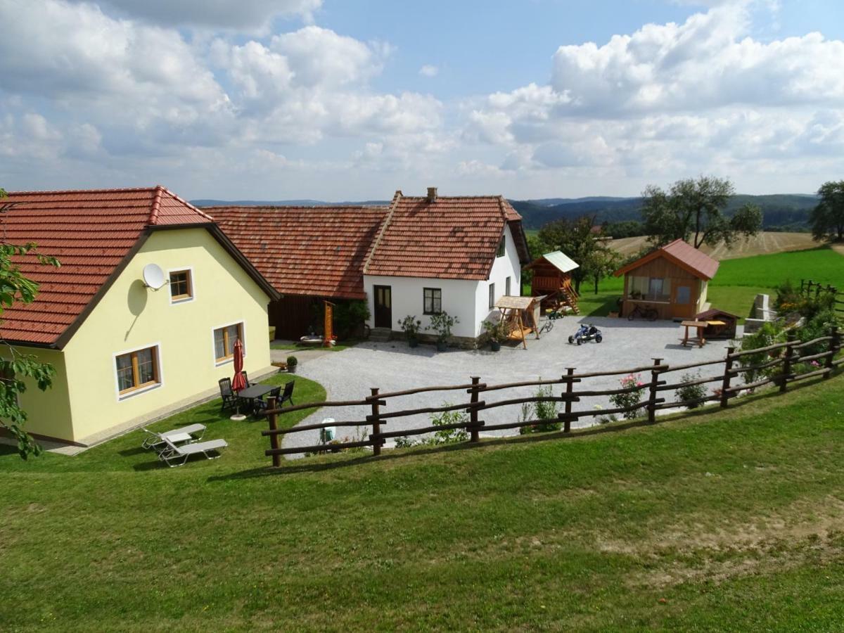 Gaestehaus Zur Alten Buche Eisengraberamt Exterior photo